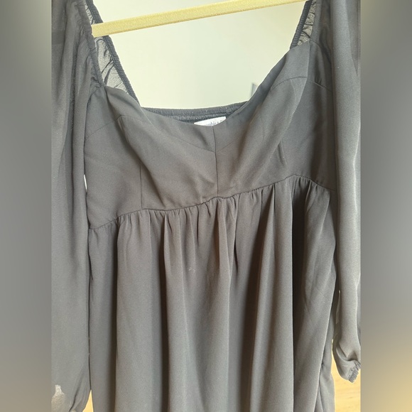 Dress - Picture 7 of 7